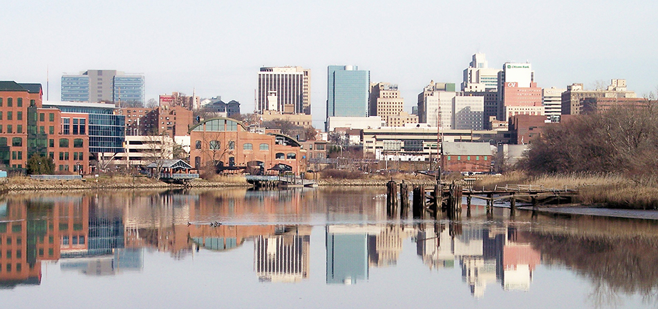 wilmington_delaware_skyline_lawyeria_lite